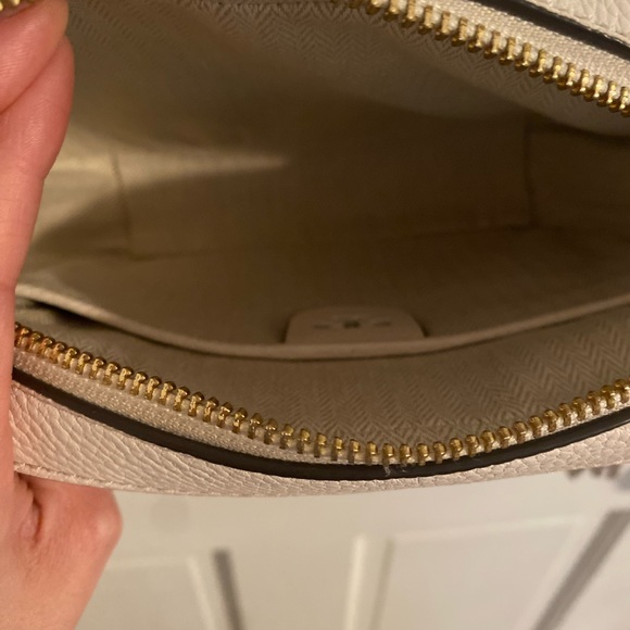 Bundle - Picture 6 of 8